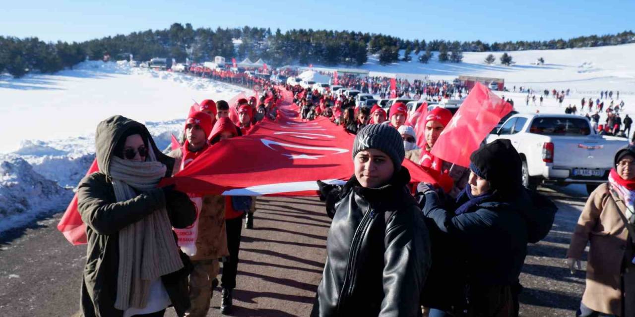 Binlerce Kişi Şehitler İçin Sarıkamış’ta Yürüdü