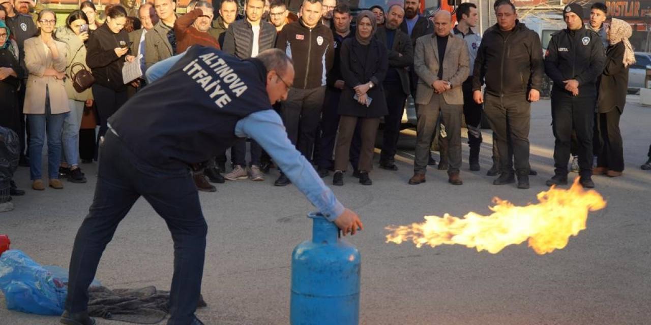 Altınova’da İtfaiye 2023’te 498 Olaya Müdahale Etti