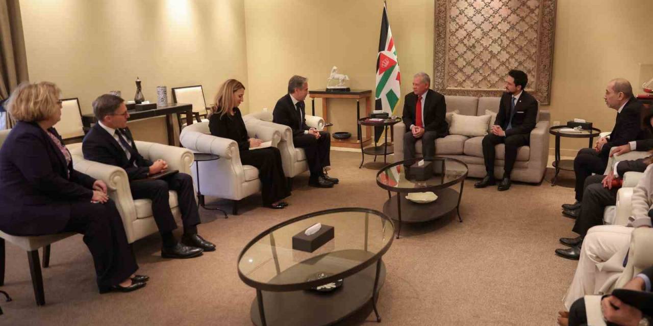 Abd Dışişleri Bakanı Blinken, Ürdün’de Kral Abdullah İle Bir Araya Geldi