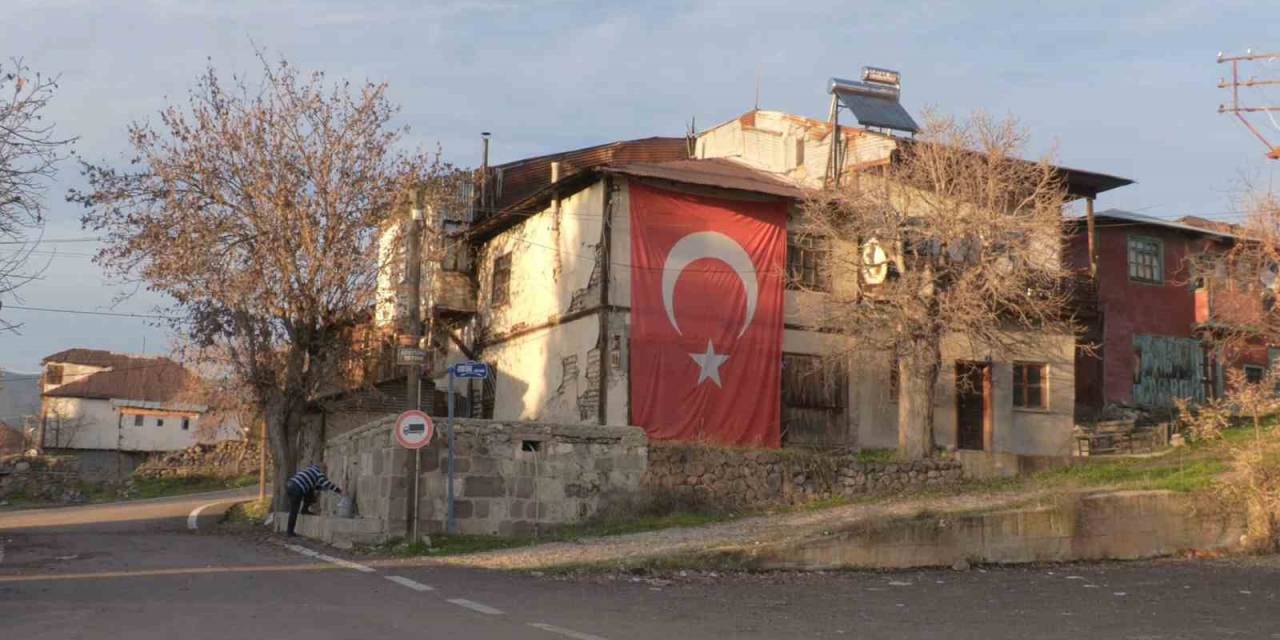 Beypazarı’nda 30 Yıllık Su Hatları Yenilendi