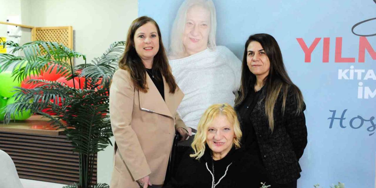 Serebral Palsi Hastası 52 Yaşındaki Kadın Burnuyla Kitap Yazdı