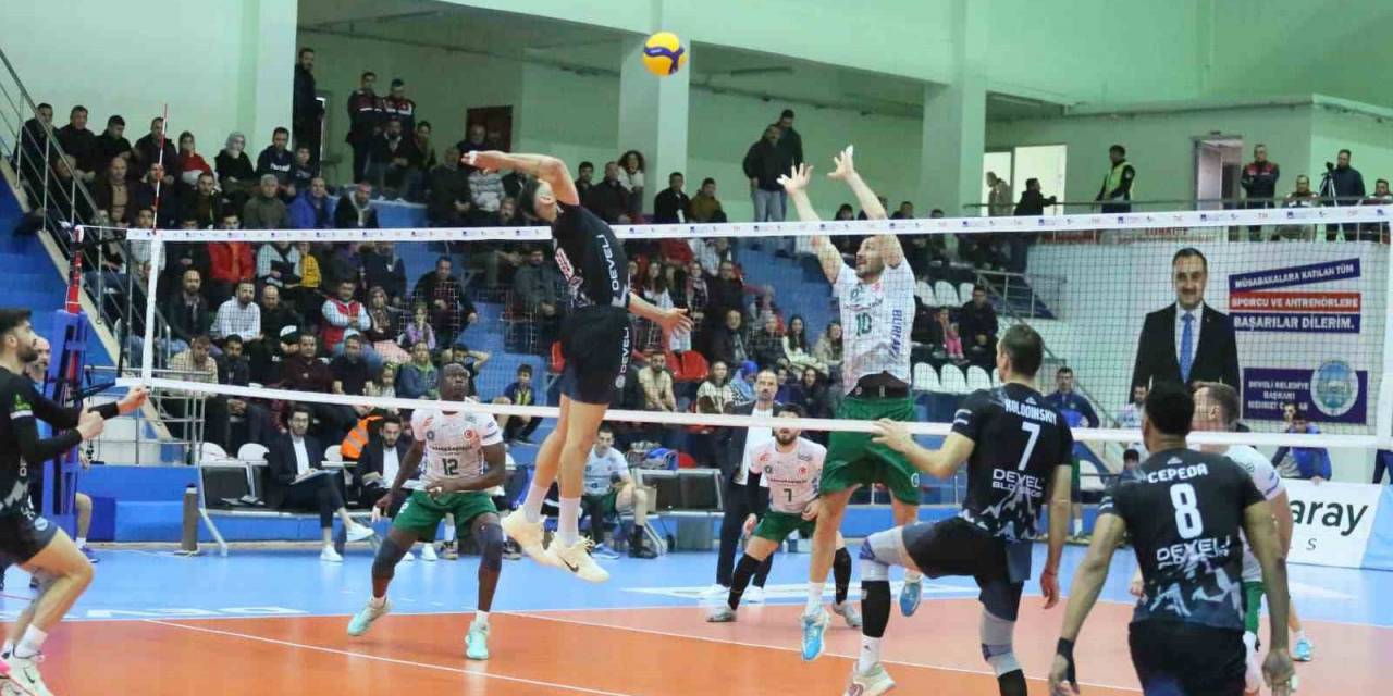 Axa Efeler Ligi 14.hafta: Develi Belediyespor: 3-bursa Büyükşehir Belediyespor: 0