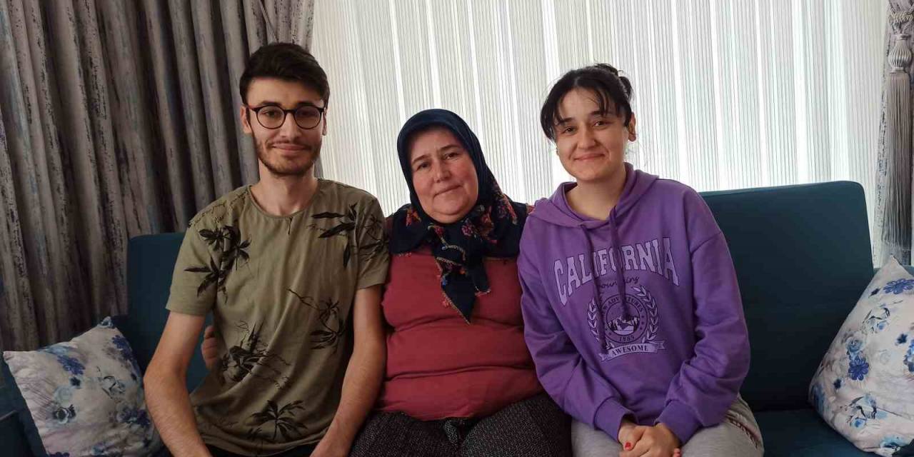 İki Engelli Çocuğu Olan Anne, 27 Yıldır "Anne" Kelimesine Hasret