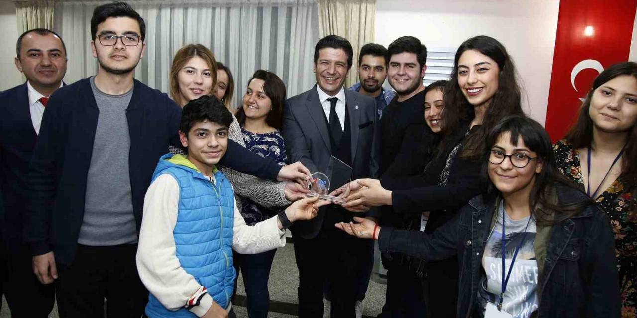 Ödüllü Gençlik Projesi Dögem