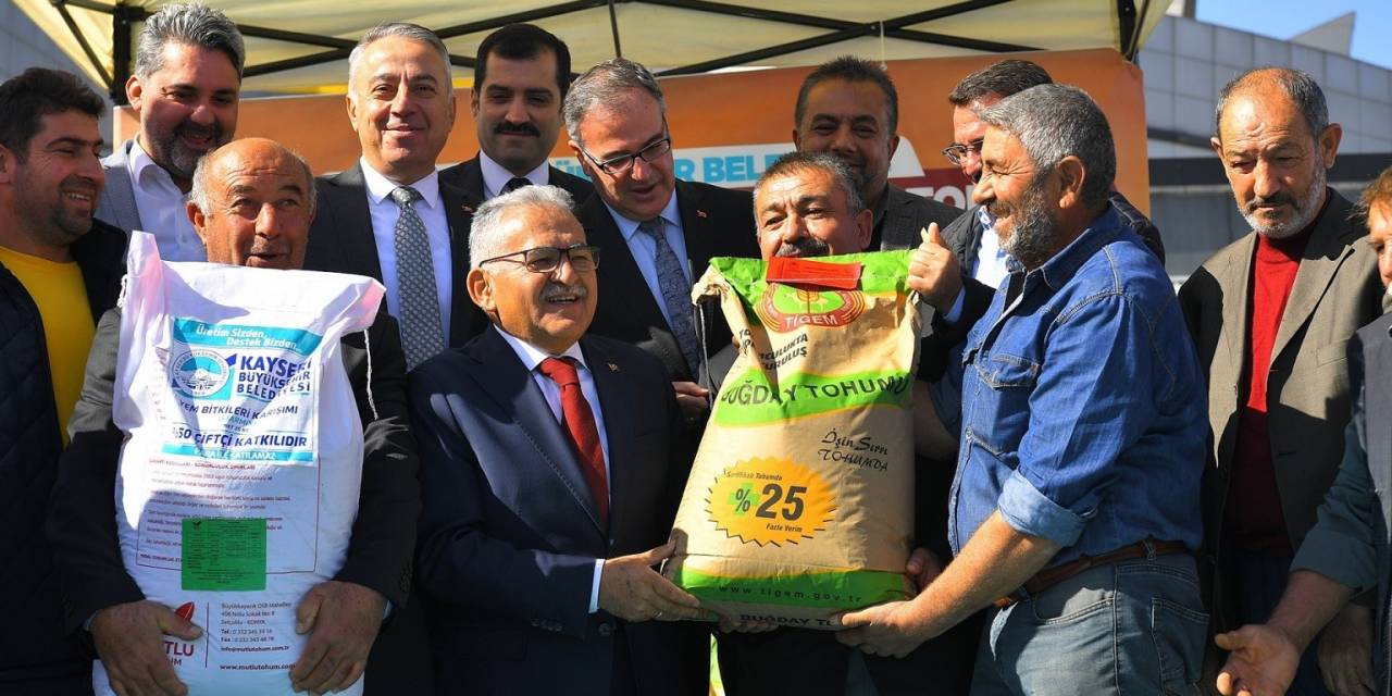 Kayseri Büyükşehir’den 2023 Yılında Tarımsal Üretime 412 Ton Tohum Desteği