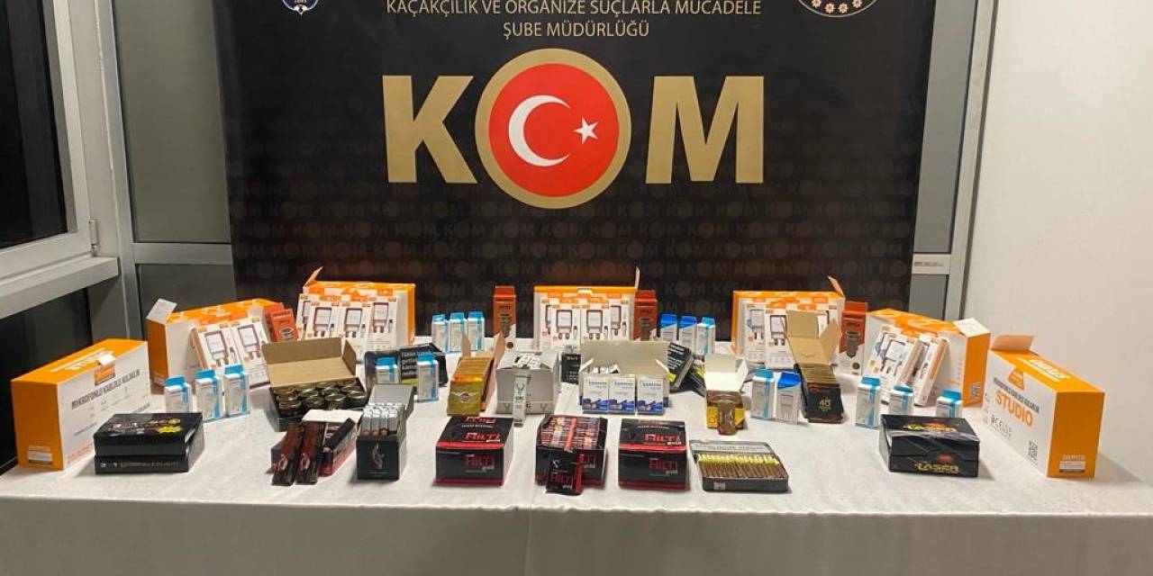 Kütahya’da Bir Araçta Kaçak Cinsel Gücü Artırıcı İlaçlar Ele Geçirildi