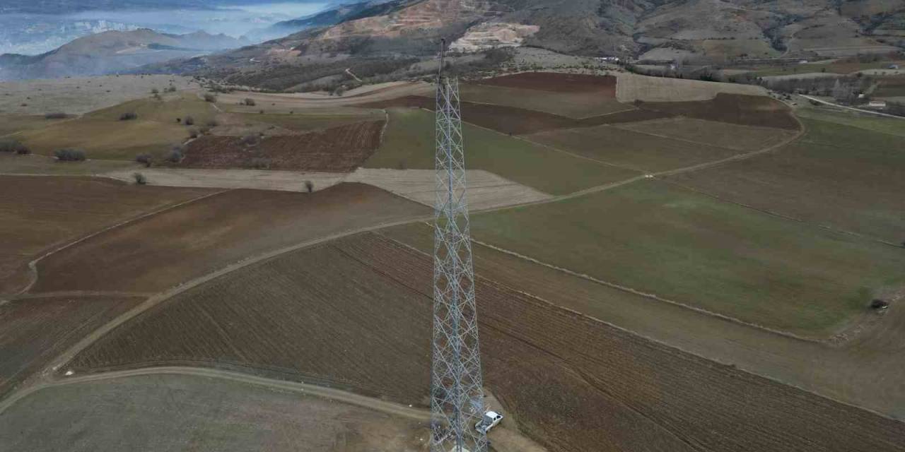 Ekmek Parası İçin Metrelerce Yükseğe Çıkıyorlar