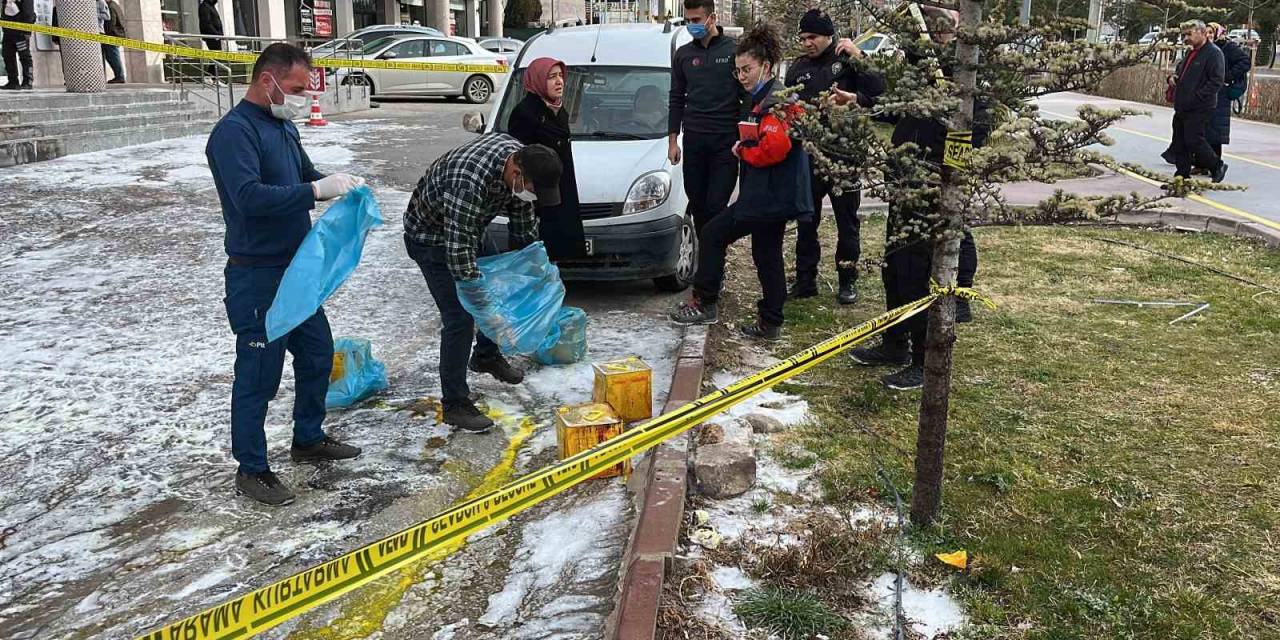 Niğde’de Patlayan Kargo Nedeniyle 4 Ptt Kargo Çalışanı Zehirlendi