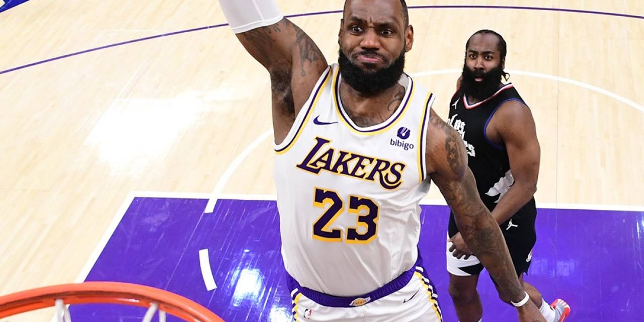 Nba’de Los Angeles Derbisinde Kazanan Lakers