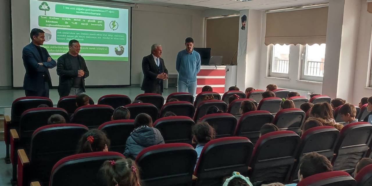 ‘Hayvan Hakları’ Ve ‘Sıfır Atık’ Eğitimleri İle Bilinçli Bir Nesil Yetişiyor