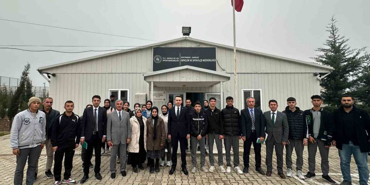 Samsat’da ‘Gençlerle Baş Başa’ Projesi Başladı