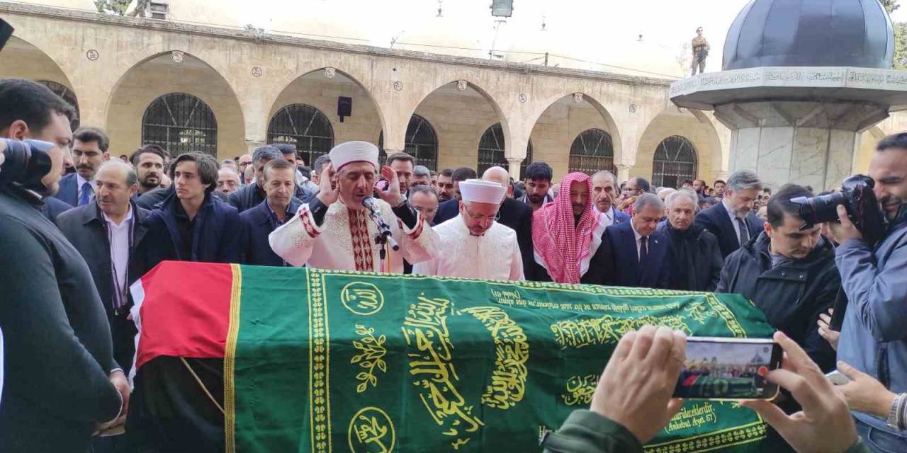 Hayatını Kaybeden Eski Milletvekili Son Yolculuğuna Uğurlandı