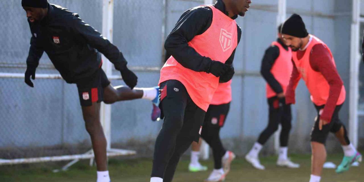 Sivasspor’da Galatasaray Maçı Hazırlıkları Başladı