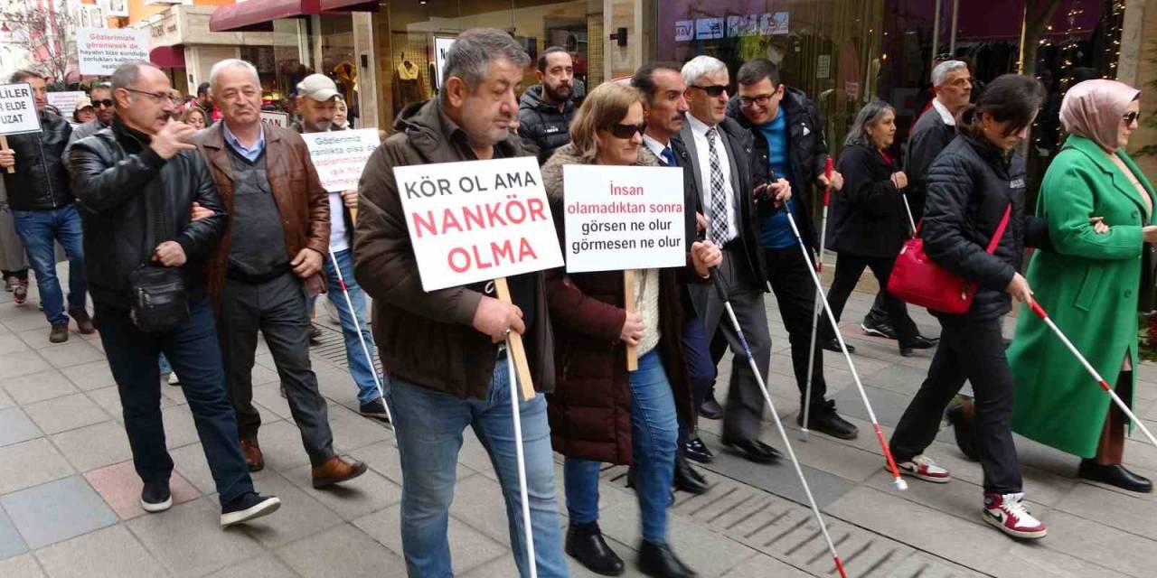 Beyaz Bastonları İle Farkındalık Oluşturdular
