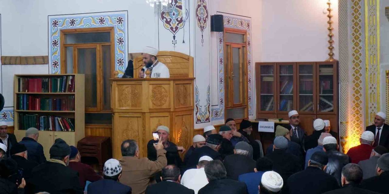 Erzurum’da 1001 Hatim Kur’an Ziyafeti Devam Ediyor