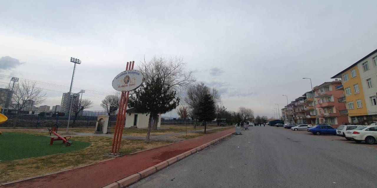 Hurdacı Tarafından Vurulan Temizlik İşçisi Ağır Yaralandı