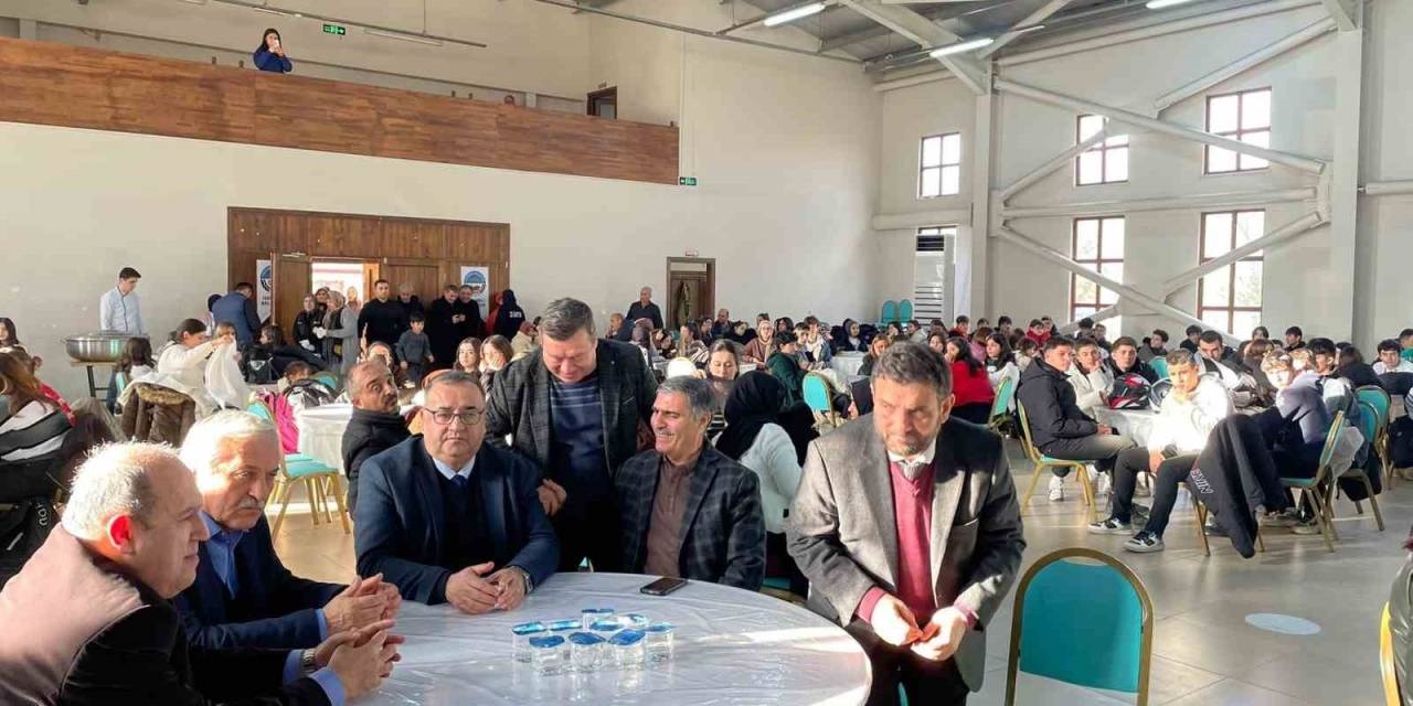 Trafik Kazasında Hayatını Kaybeden Bilal Öğretmen İçin Mevlit Okutuldu