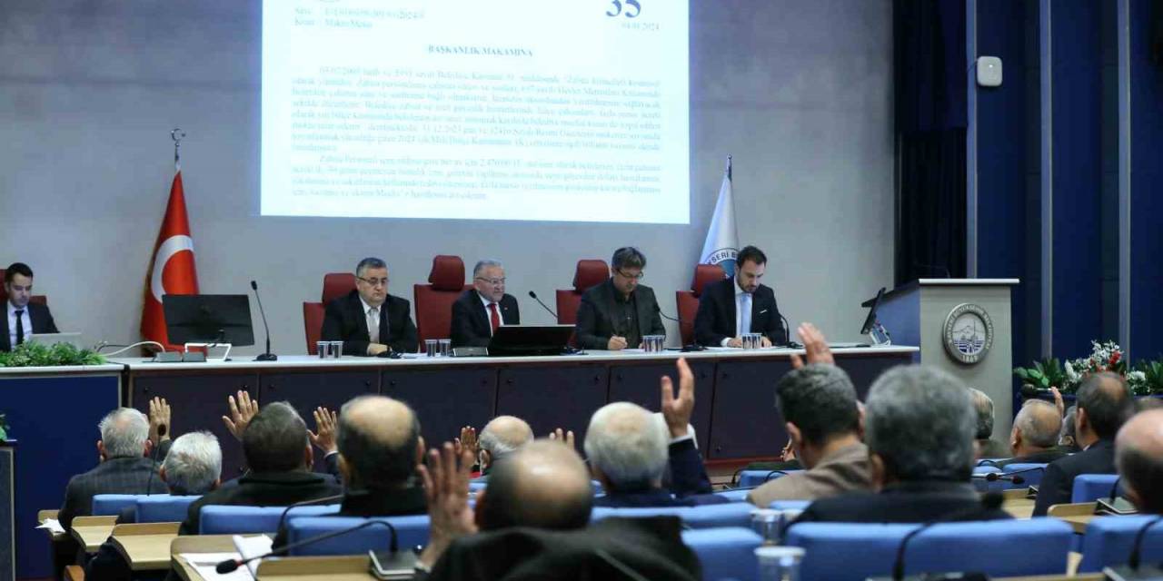 Büyükşehir Meclisi, 2024 Yılının İlk Toplantısını Yaptı