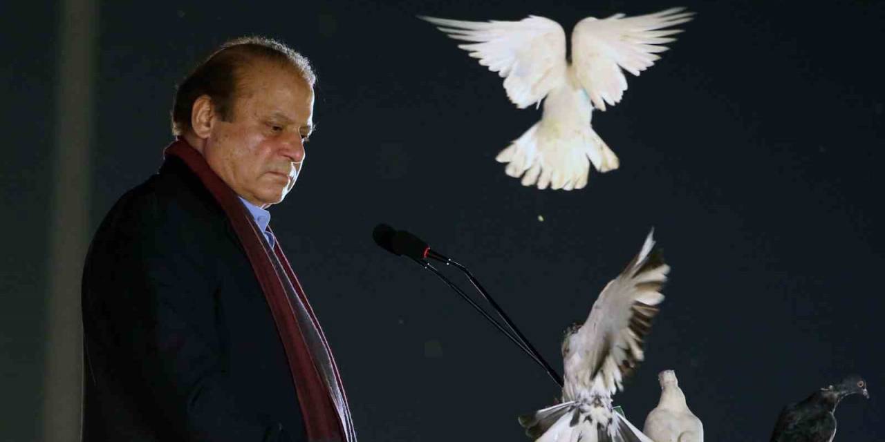 Pakistan’ın Eski Başbakanı Navaz Şerif’in Ömür Boyu Olan Seçim Yasağı Kaldırıldı