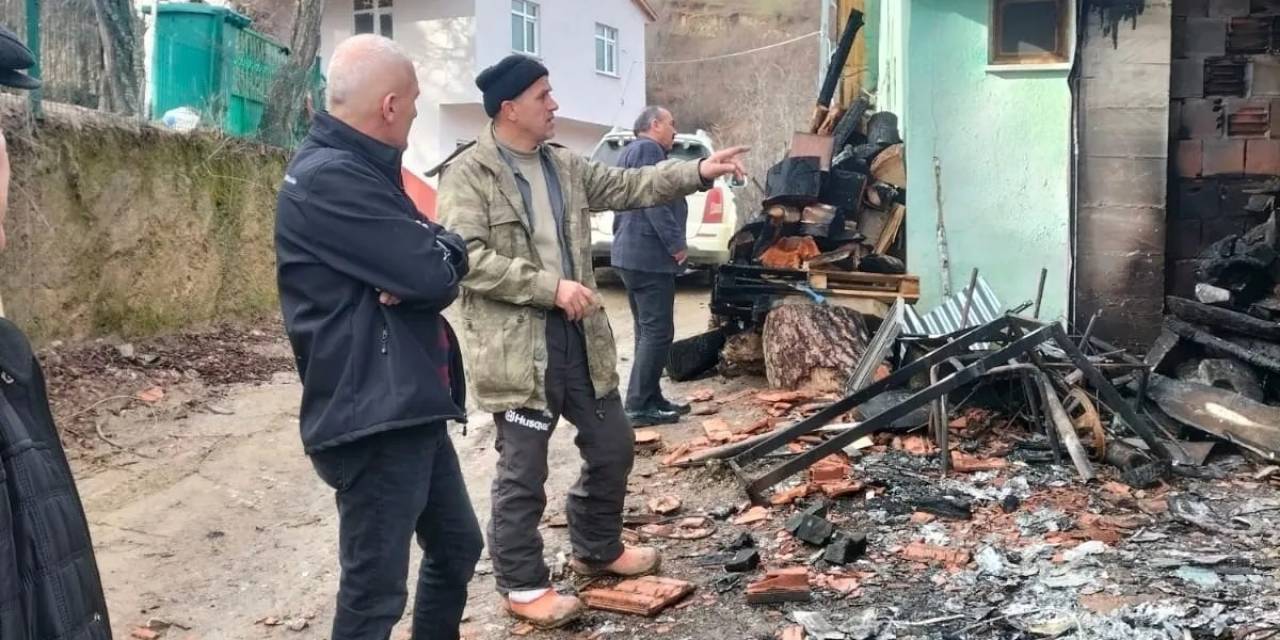 Başkan Altıkulaç, Evleri Yanan Ailelere ‘Geçmiş Olsun’ Ziyaretinde Bulundu
