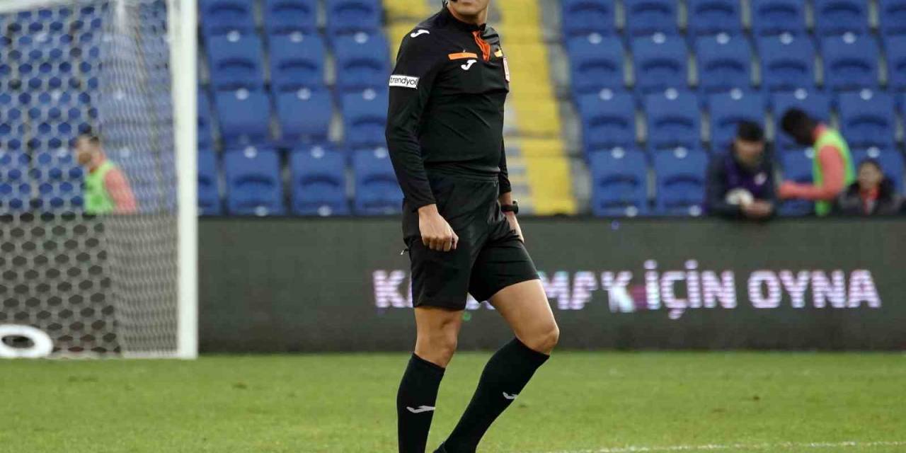 Karagümrük Fk - Kayserispor Maçının Hakemi Burak Şeker