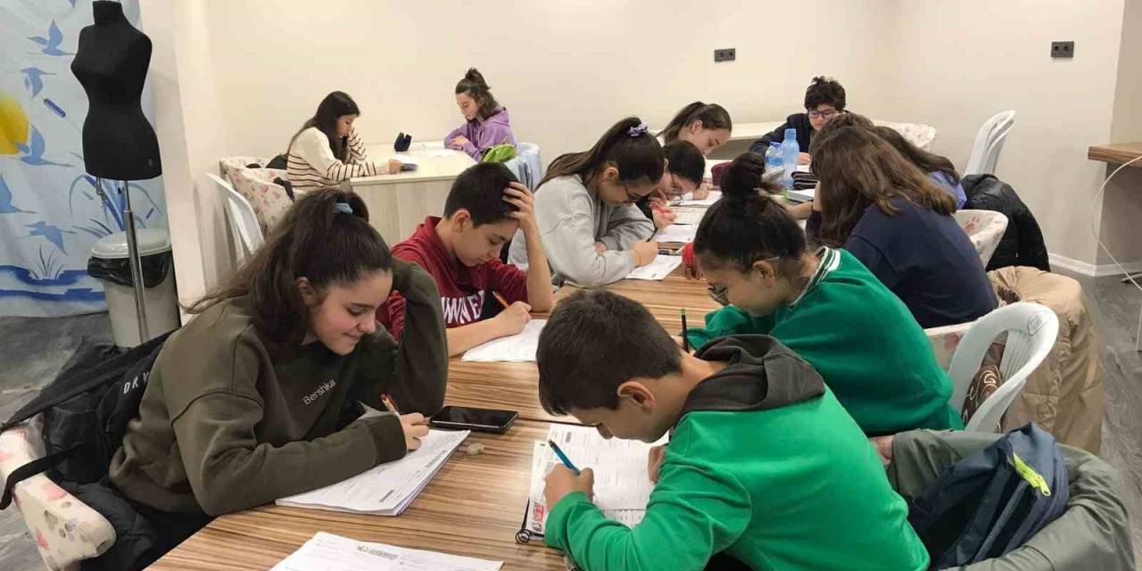 Çınar Akademi Lgs Hazırlık Kursları Öğrencilerin Hayatına Dokunuyor