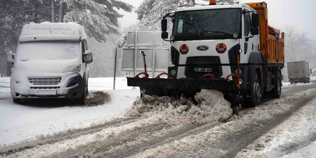 Kazdağları’nda Kar Yağışı Etkili Oluyor
