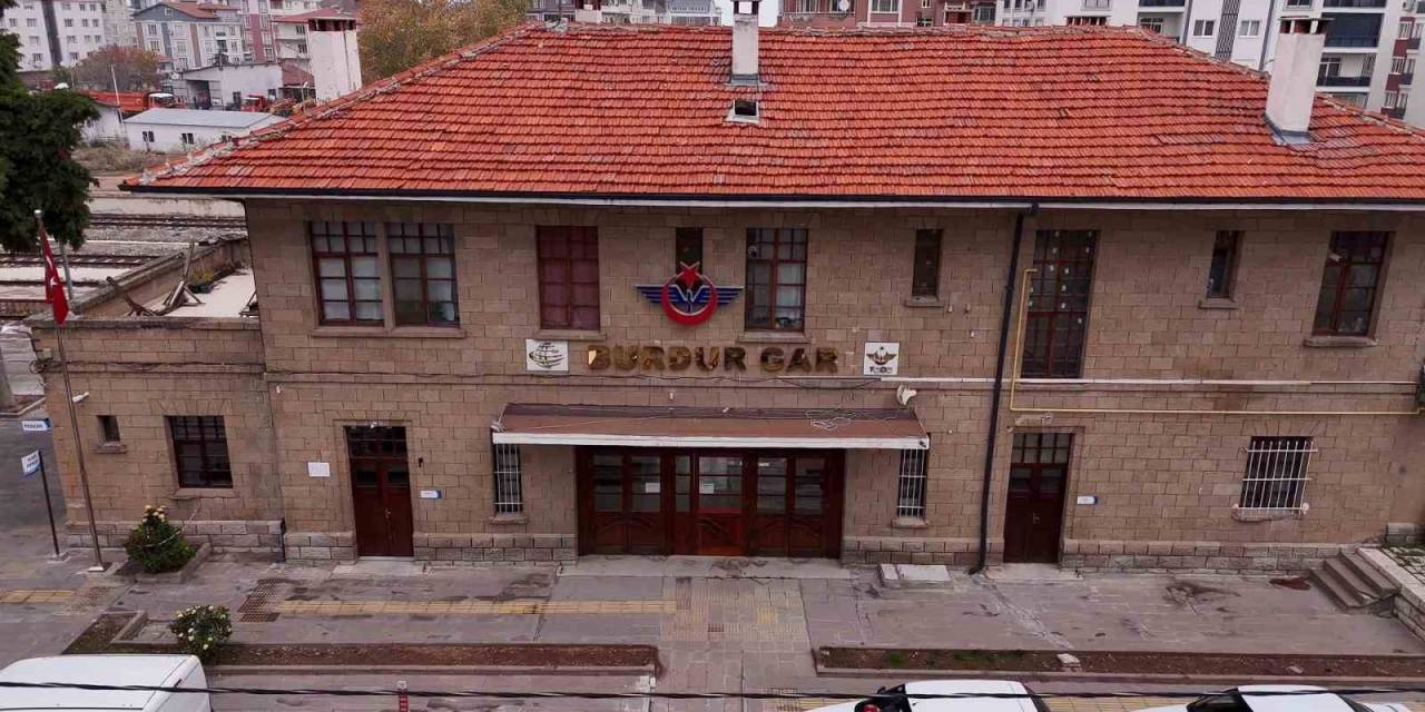 Burdur’a 15 Yıl Sonra Yolcu Treni Geliyor