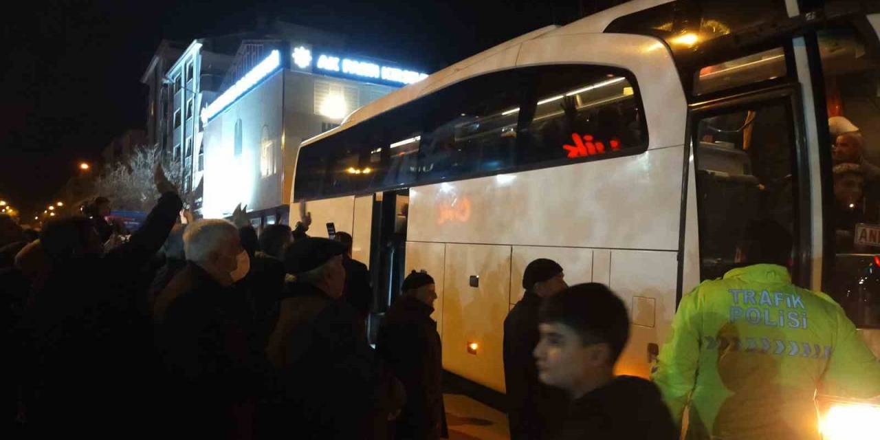 Kırşehir’de 46 Kişi Umreye Gitti