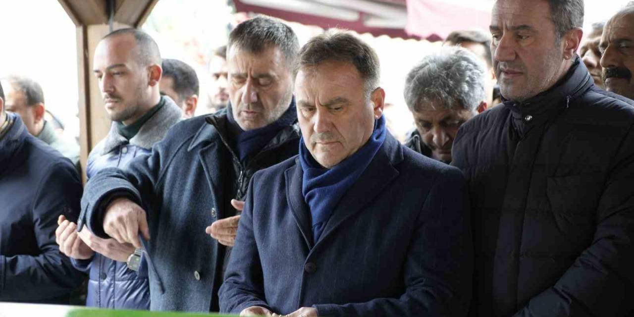 Başkan Çimen’in Annesi Son Yolculuğuna Uğurlandı