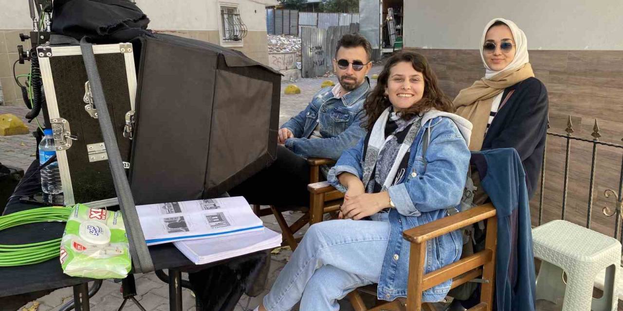 Esenler’de Akademi Öğrencileri Film Setini Ziyaret Etti