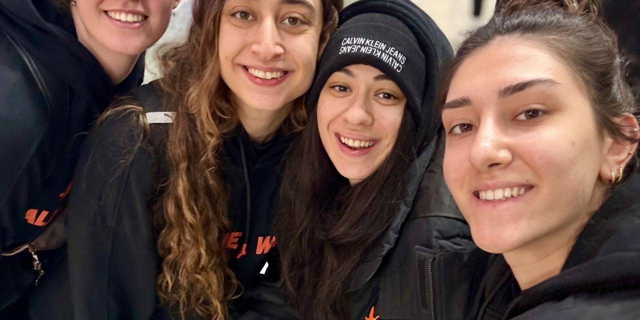 Eczacıbaşı Dynavit, Budapeşte’ye Gitti