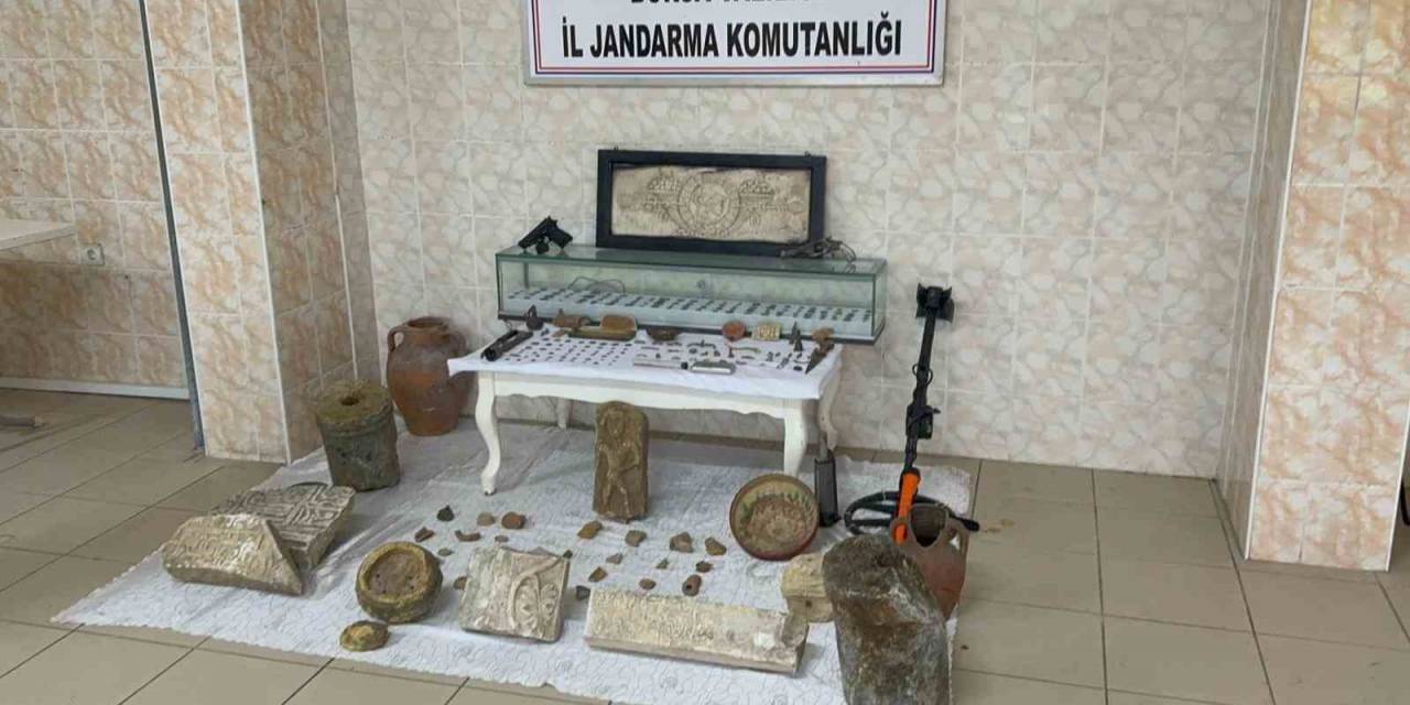 Bursa’da Jandarmadan Tarihi Eser Operasyonu