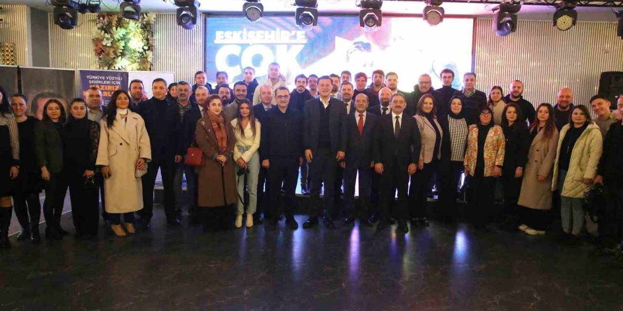 Hatipoğlu’ndan ‘10 Ocak Çalışan Gazeteciler Günü’ Yemeği