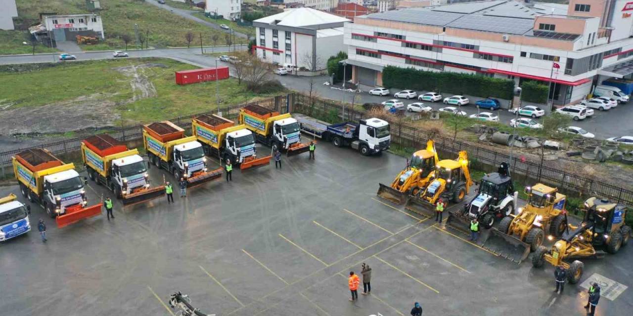 Arnavutköy Belediyesi Karla Mücadeleye Hazır