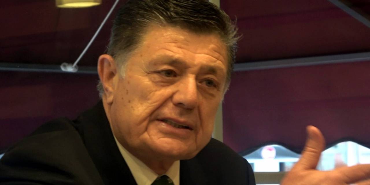 Chp’li Başkan Adayı "Yalnız Bırakıldığı" İddialarına Gazetecilerle Buluşmasında Cevap Verdi