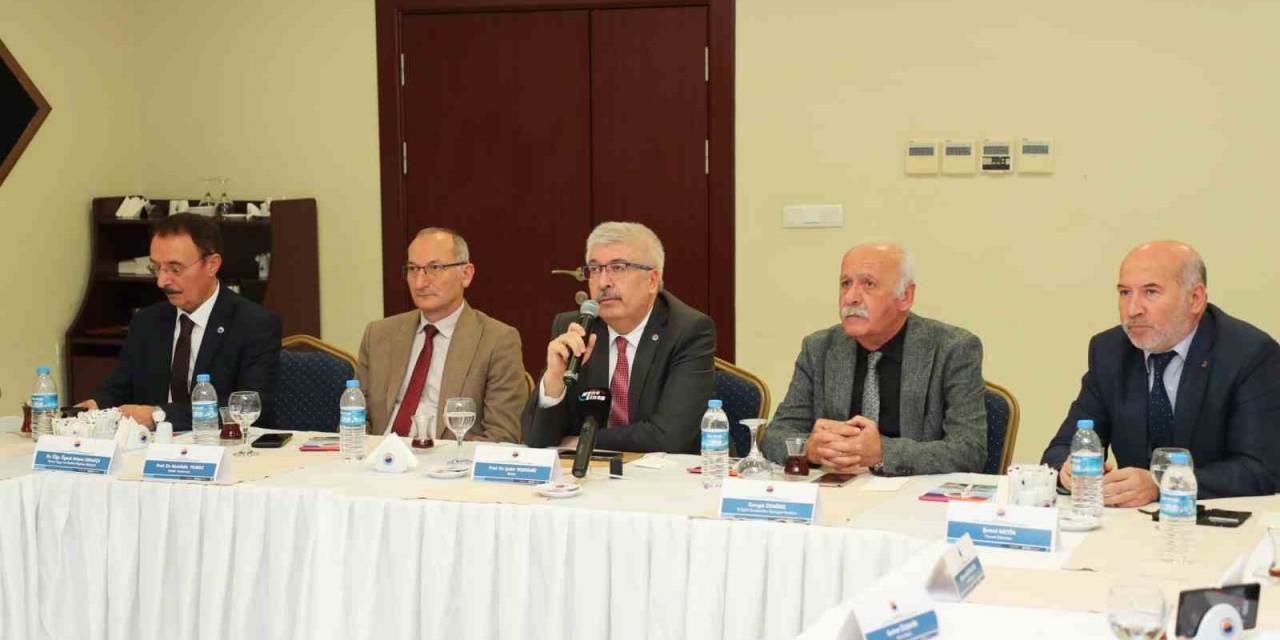 Rektör Taşdemir: “Basın, Toplumun Sesidir"