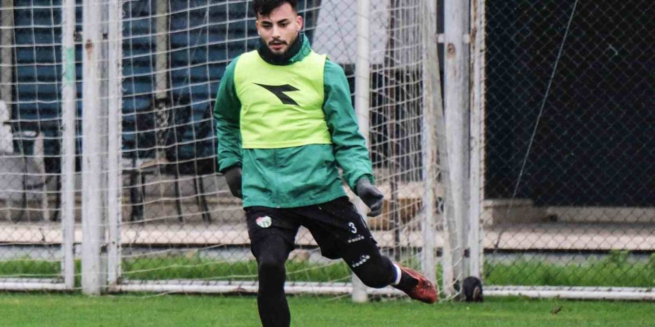 Bursaspor’da Sınırlandırılmış Alan Oyunları Çalışması Yapıldı