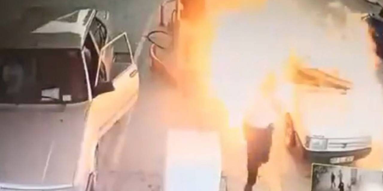 Yakıt Alan Otomobil İstasyonda Bomba Gibi Patladı