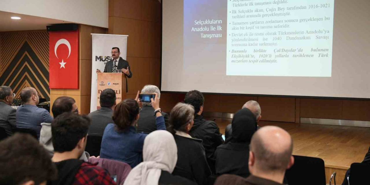 İlk Fetihlerden Osmanlı Dönemine Kadar Denizli’nin Tarihi Konuşuldu