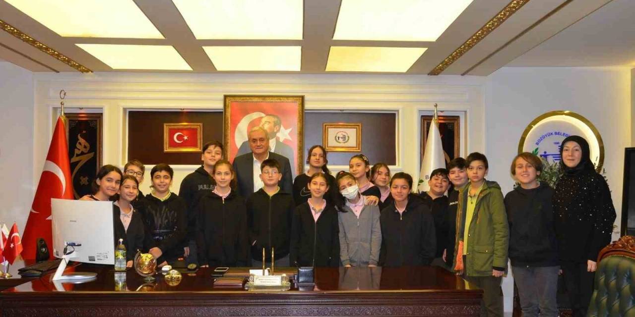 Başkan Bakkalcıoğlu’na Projelerini Anlattılar