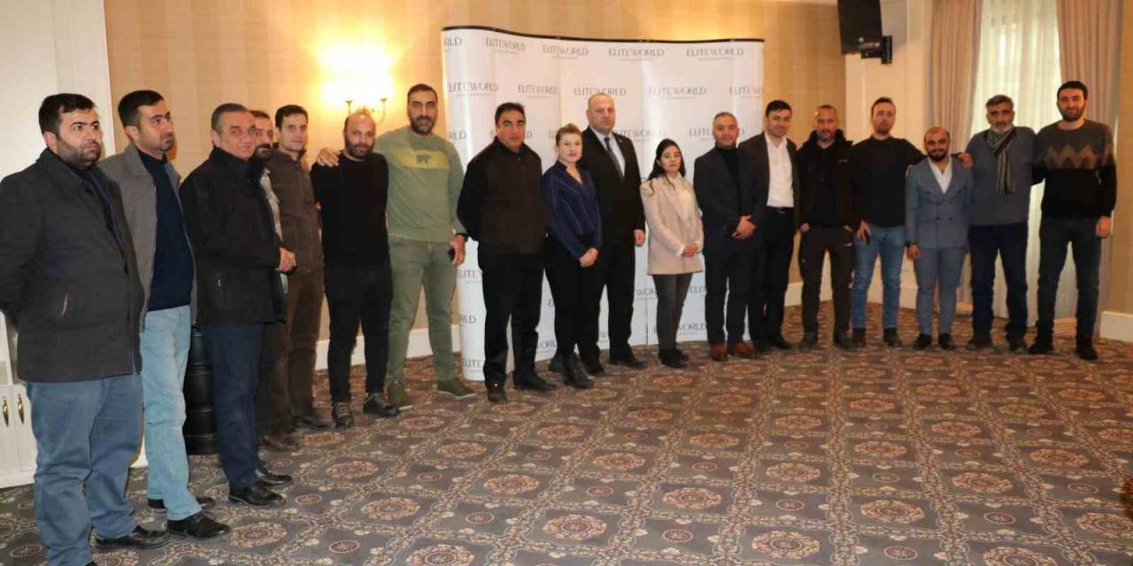 Elite World, Gazetecileri Ağırladı