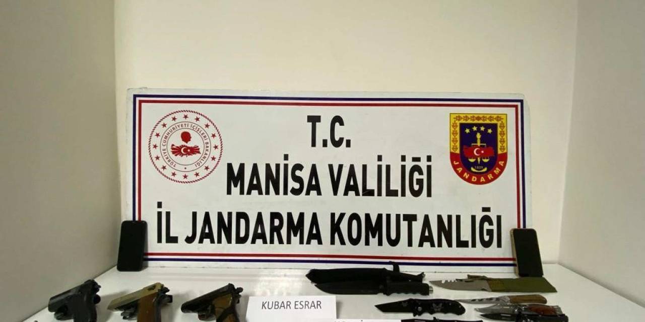 Manisa’da Uyuşturucu Ve Silah Ele Geçirildi