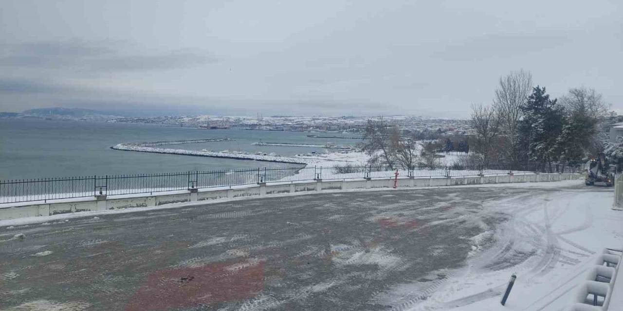 Başkan Uzunlar, Karın En Yoğun Vurduğu Şehirde Son Durumu Açıkladı