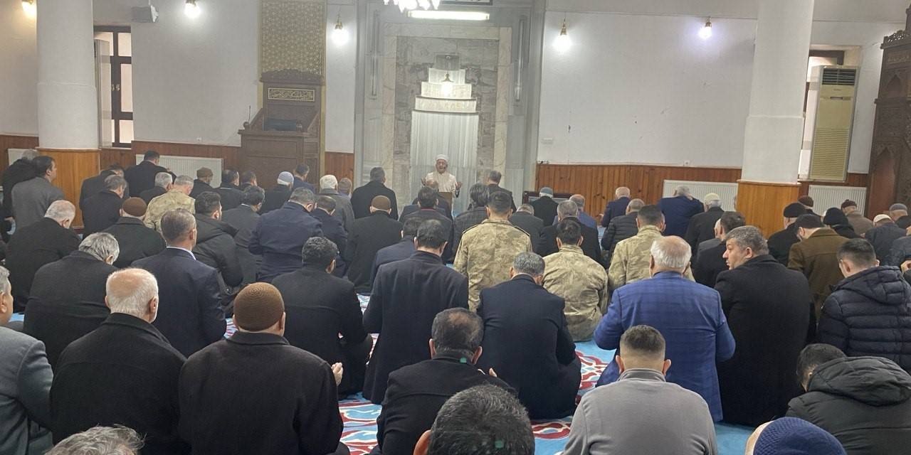 Depremde Hayatını Kaybeden Gazeteciler İçin Mevlit Okutuldu