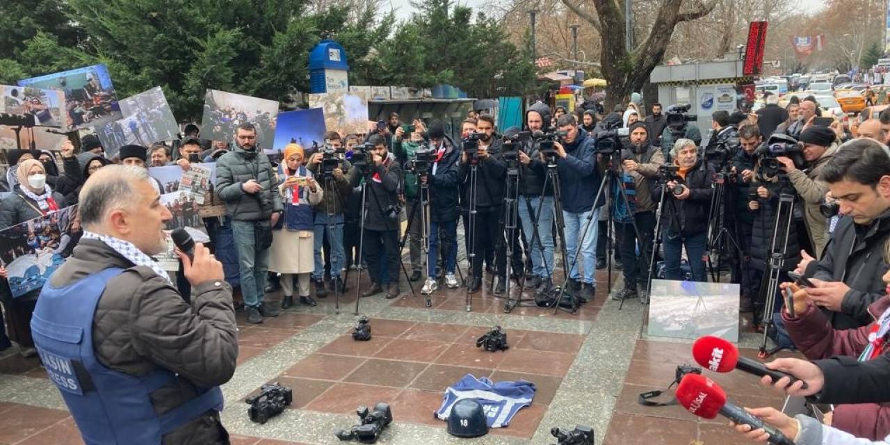 Gazeteciler Gazze’de Öldürülen Gazeteciler İçin Bir Araya Geldi