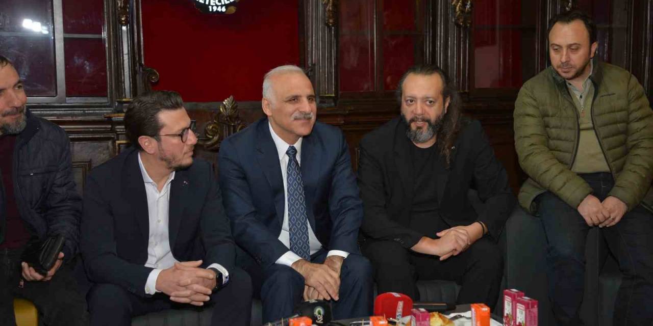 Başkan Zorluoğlu Gazeteciler İle Buluştu