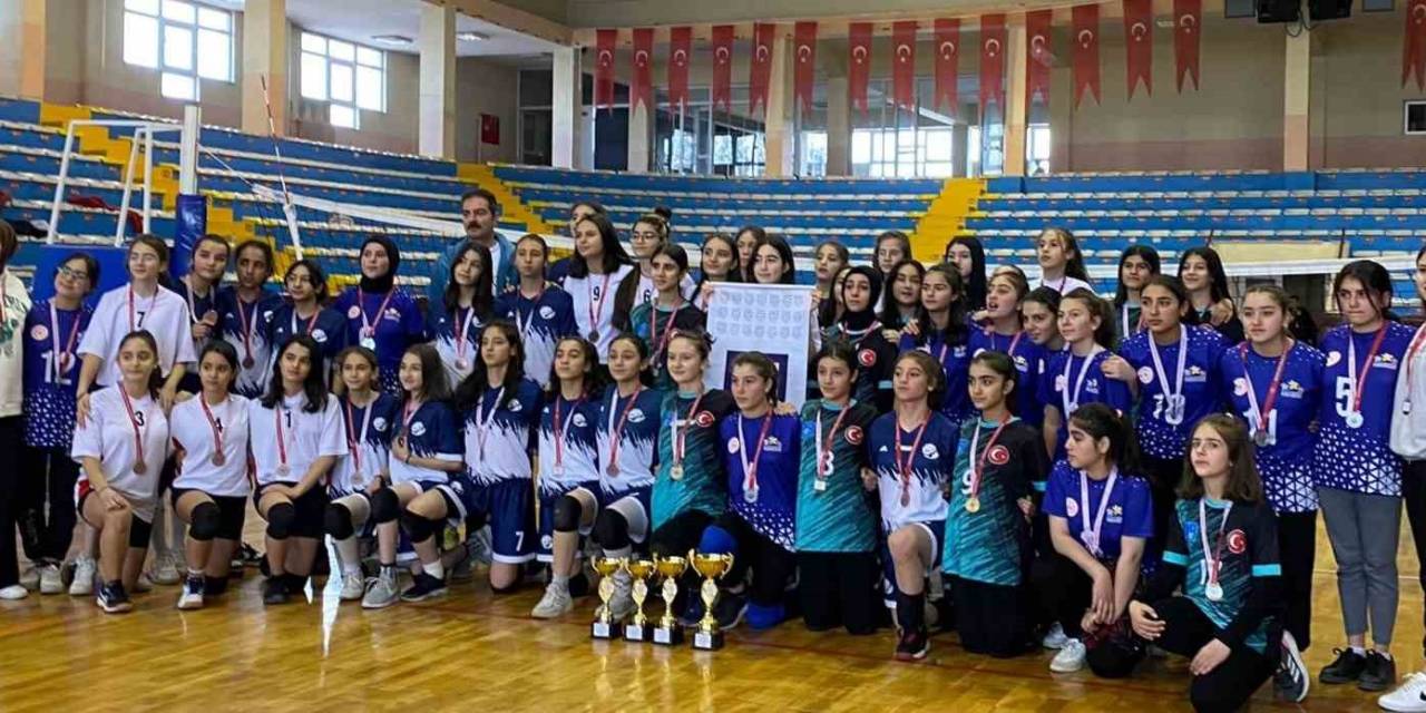Voleybolda Aşkale Rüzgarı