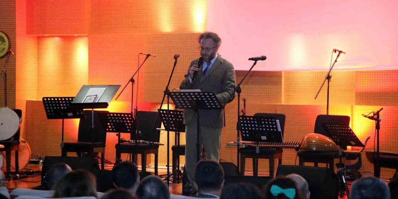 Sanatın Ve Bilimin Merkezi Büyükşehir Akademi’de ‘Ruha’ İşleyen Bir Veda