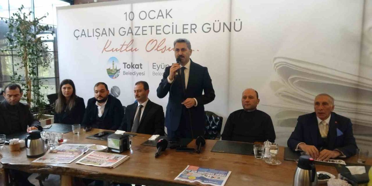 Başkan Eroğlu; Gazetecilerin Gününü Kutladı